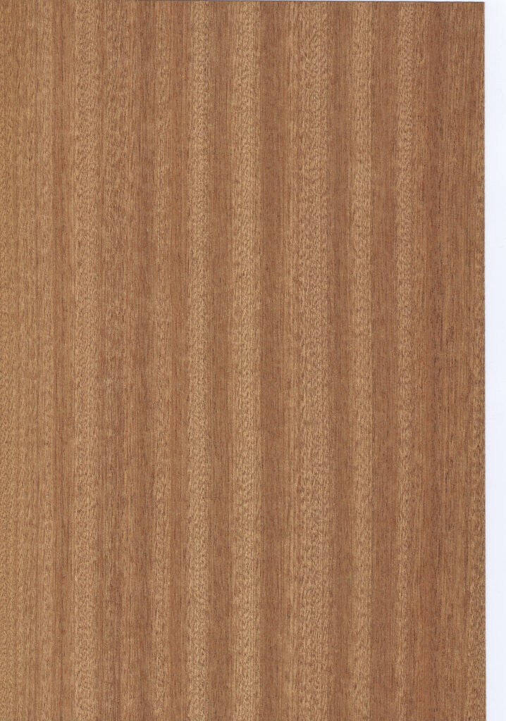 Kvartskåret mahogni(Sapeli)