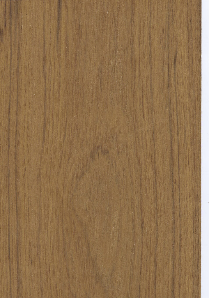 Planskåret teaktræ